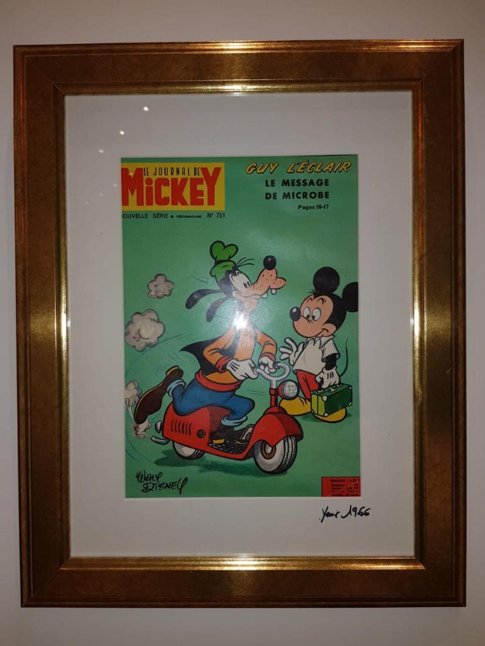 72 - Mermoz Mickey Mouse Paris Exterior photo